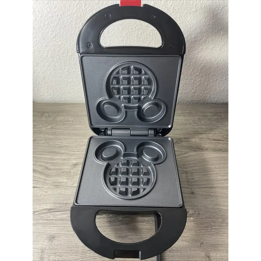 Disney DCM92 Mickey Mini Waffle Maker Black